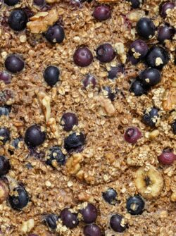 Blueberry Banana Baked Oatmeal