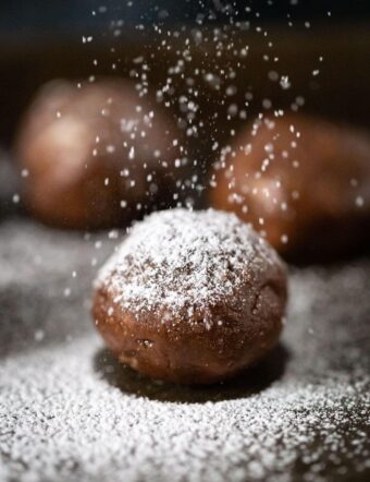 peanut butter truffles with powdered sugar